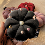 Black - Pin cushion