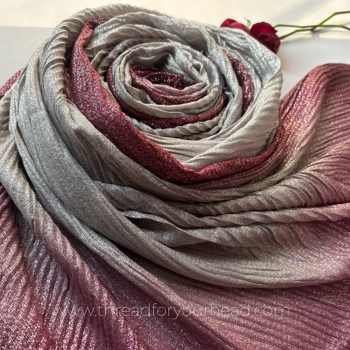 Sin-Ombre Pleated Shimmer Hijab