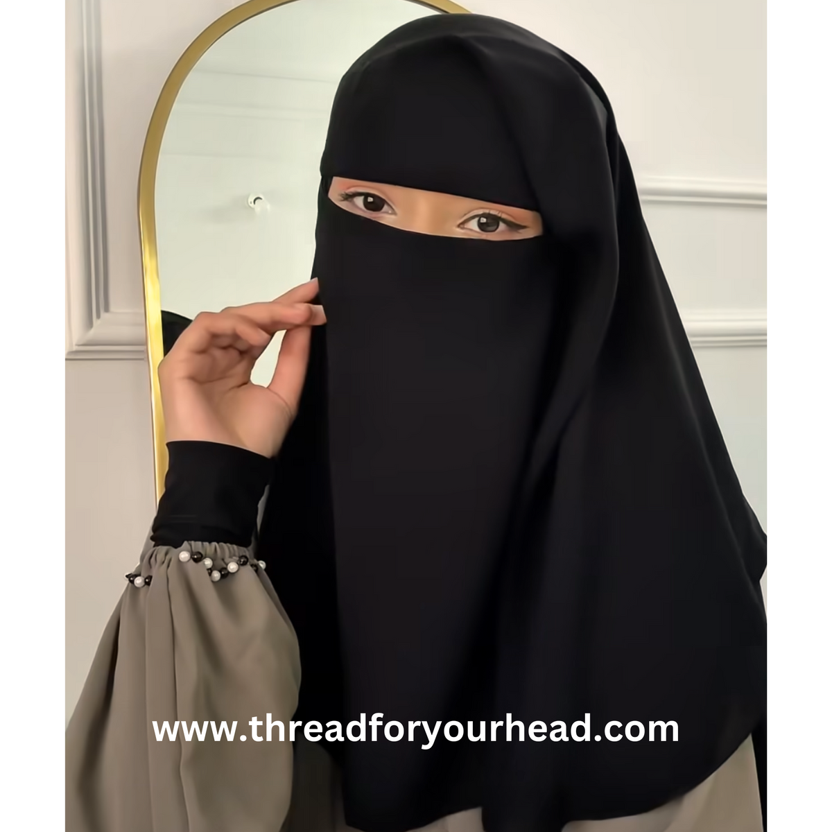 LAYER SAUDI NAQAB - TIE BACK