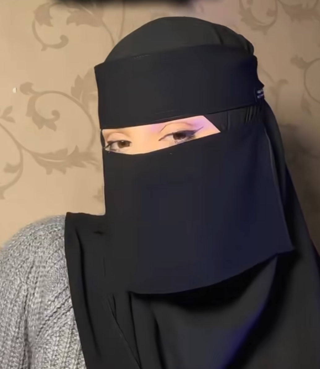 Extra Short Saudi Naqab (5inch)