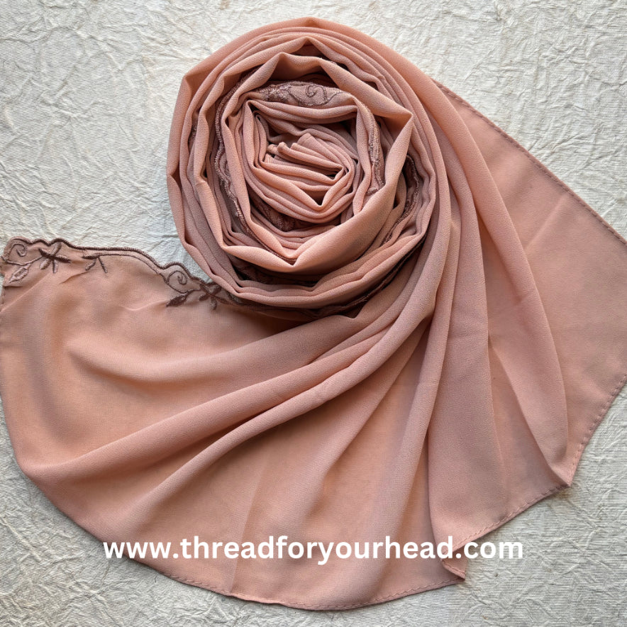 chai - Scallop Georgette hijab