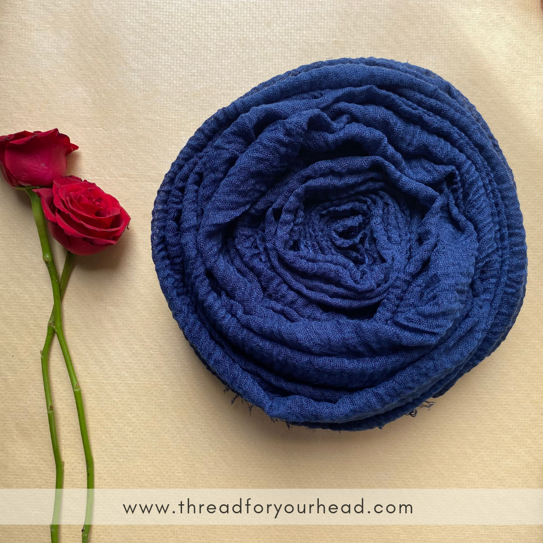 Crinkled cotton hijab- Navy blue