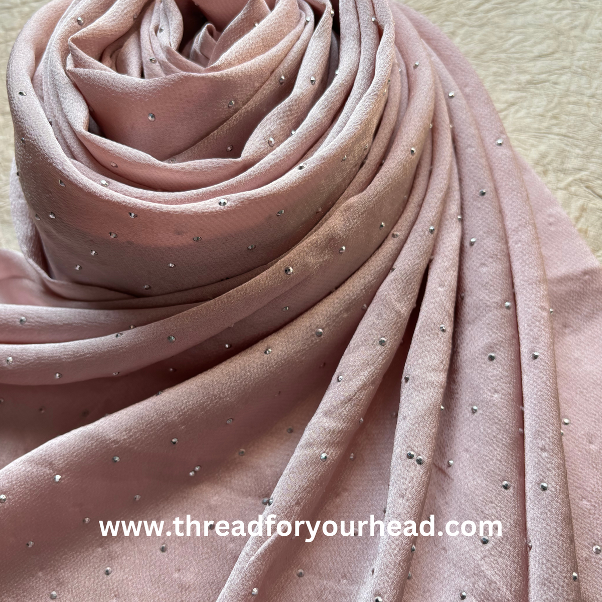 Light pink - bubble satin diamond