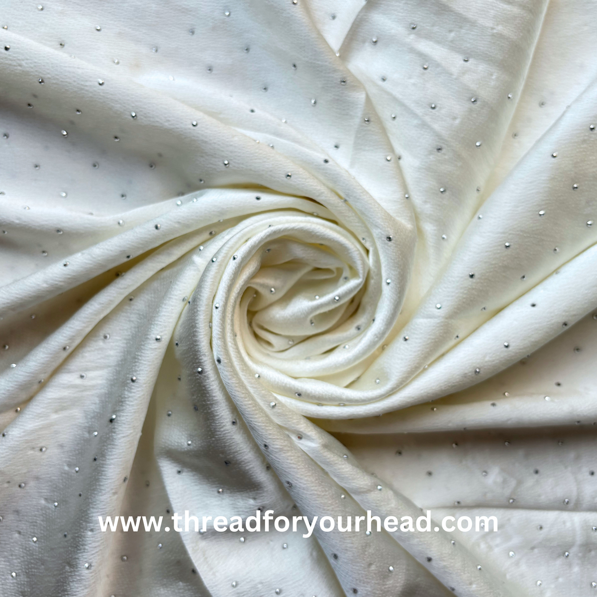 Off white - bubble satin diamond