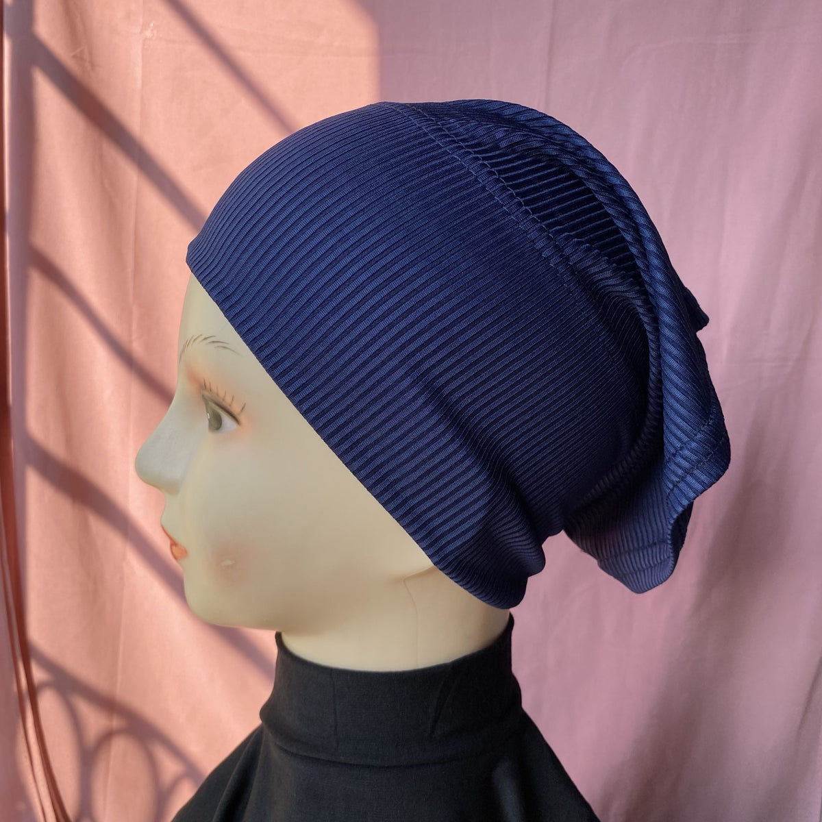 Navy- ribbed jersey cap