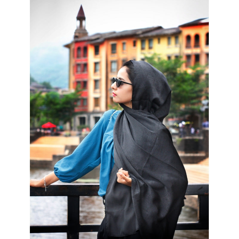 Royale Satin - Black