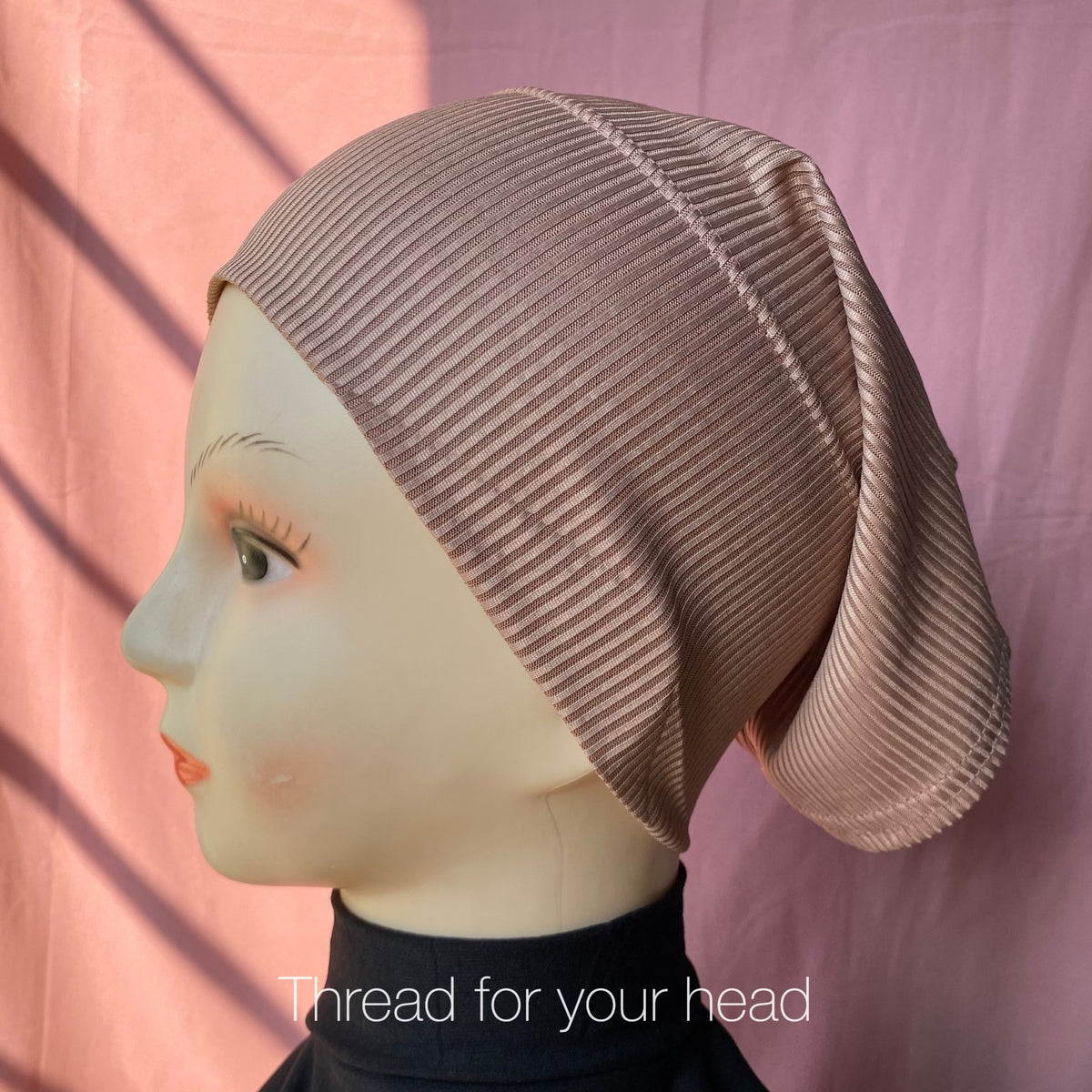 Dark nude- ribbed jersey cap