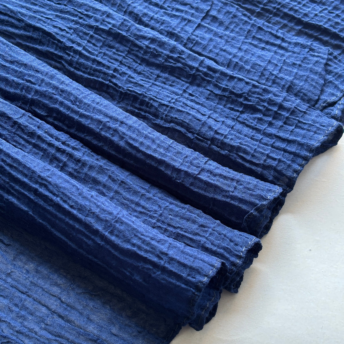Feather Cotton Hijab - Royal Blue