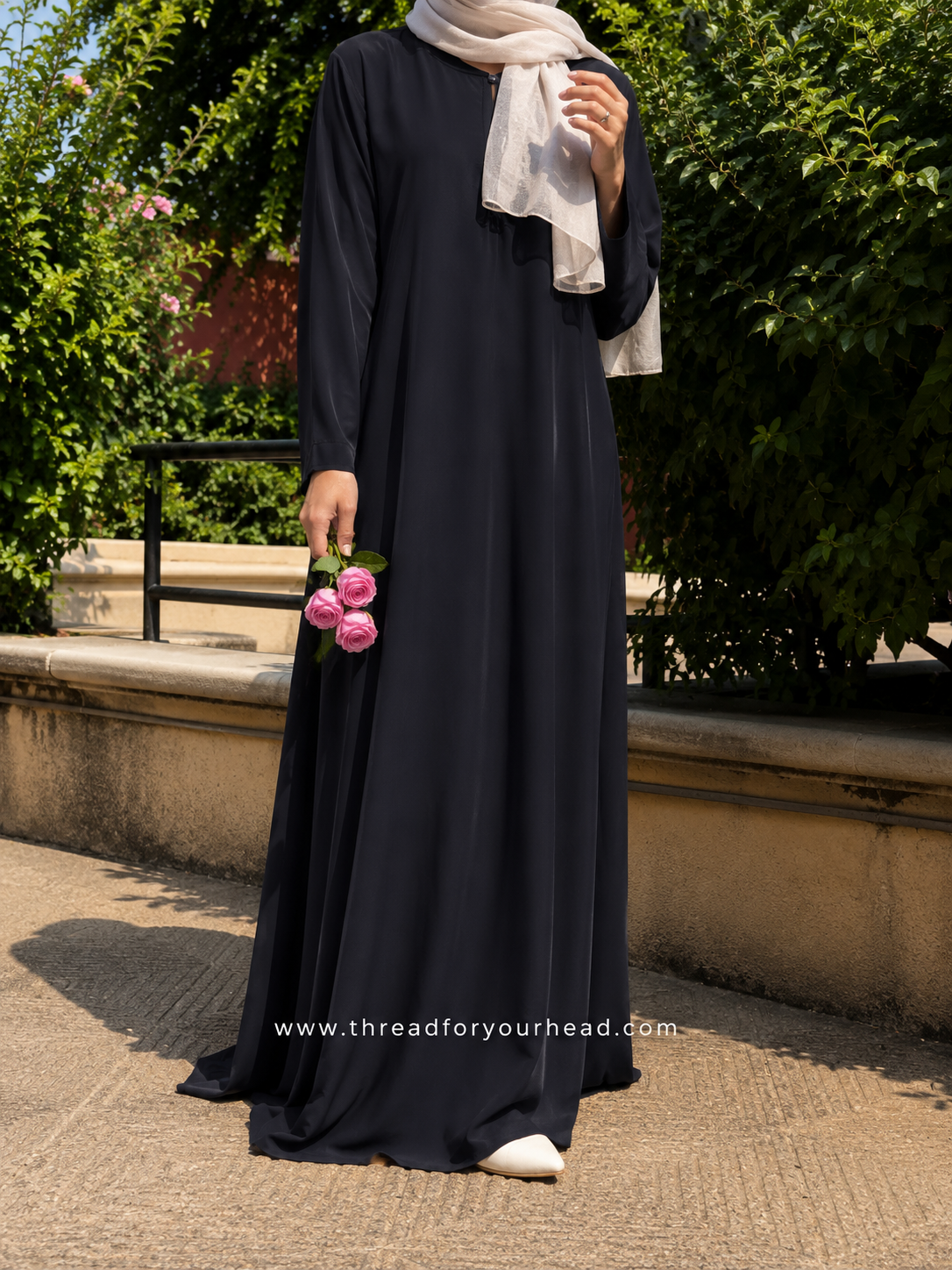 Black basic abaya