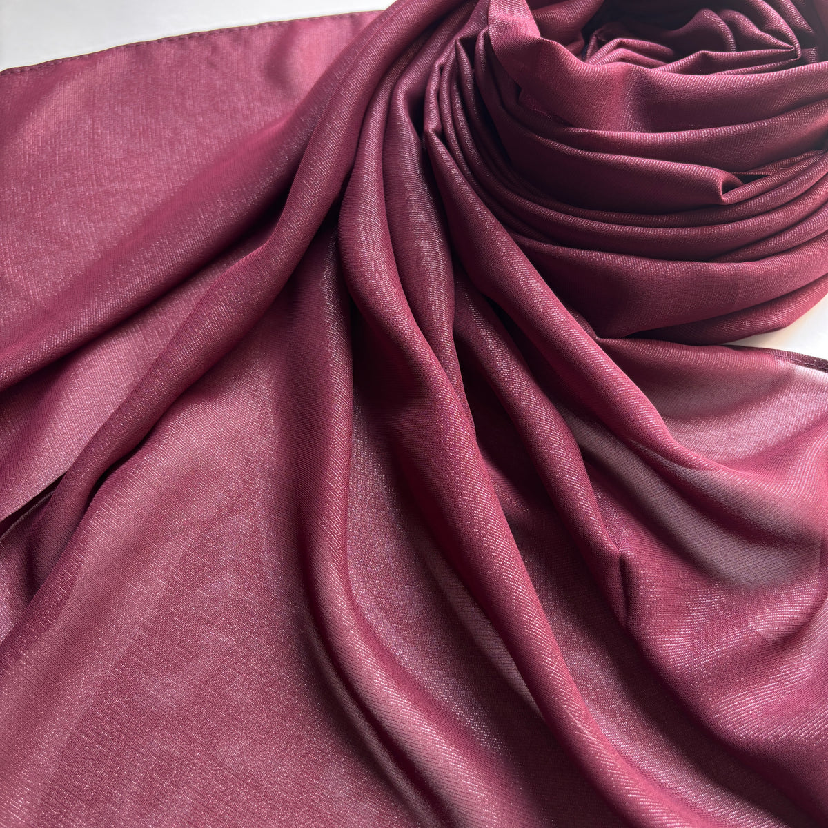Chiffon Shimmer Hijab - Maroon